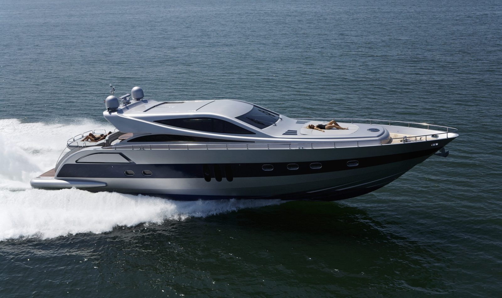 A day on your luxury yacht