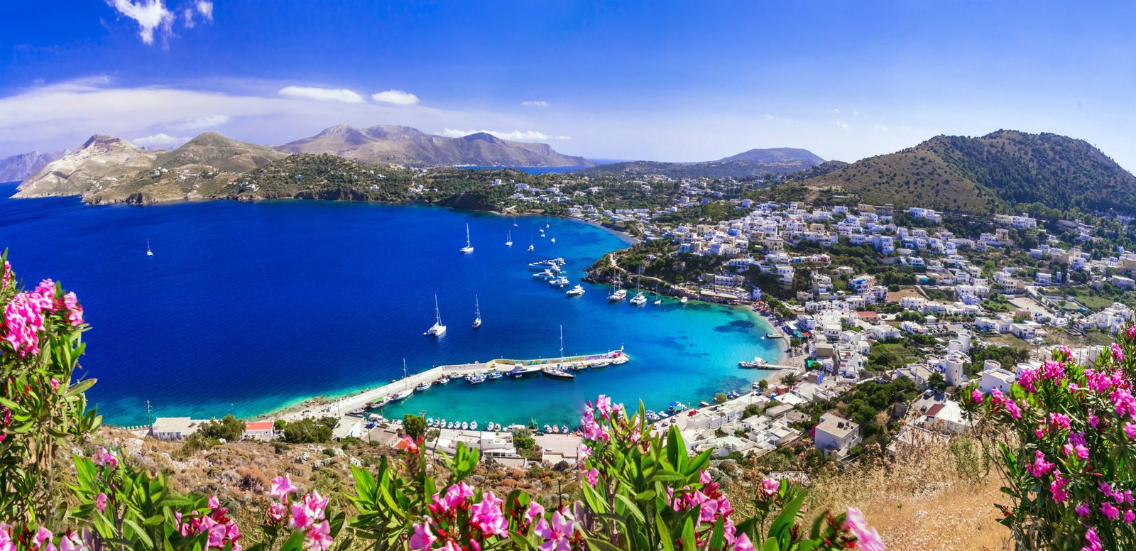 Luxury yacht charter: the best destinations for every season